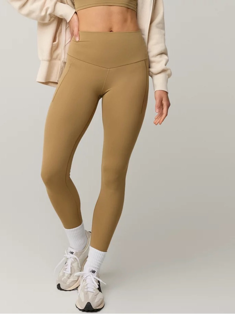 OFFLINE By Aerie Real Me XTRA High Waisted Pocket Legging in Soft Stone M NWT